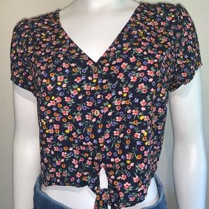 Timing Floral Crop Top